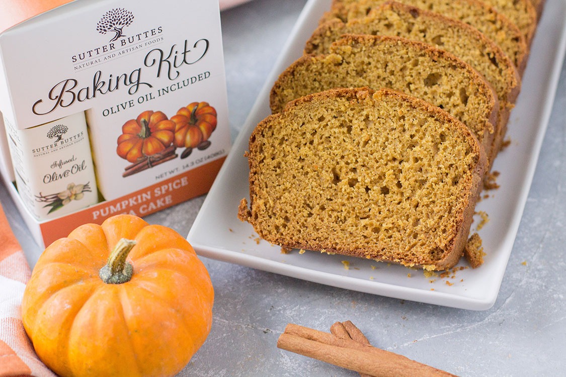 Easy Pumpkin Spice Tea Cake: Bake Fall Flavors at Home